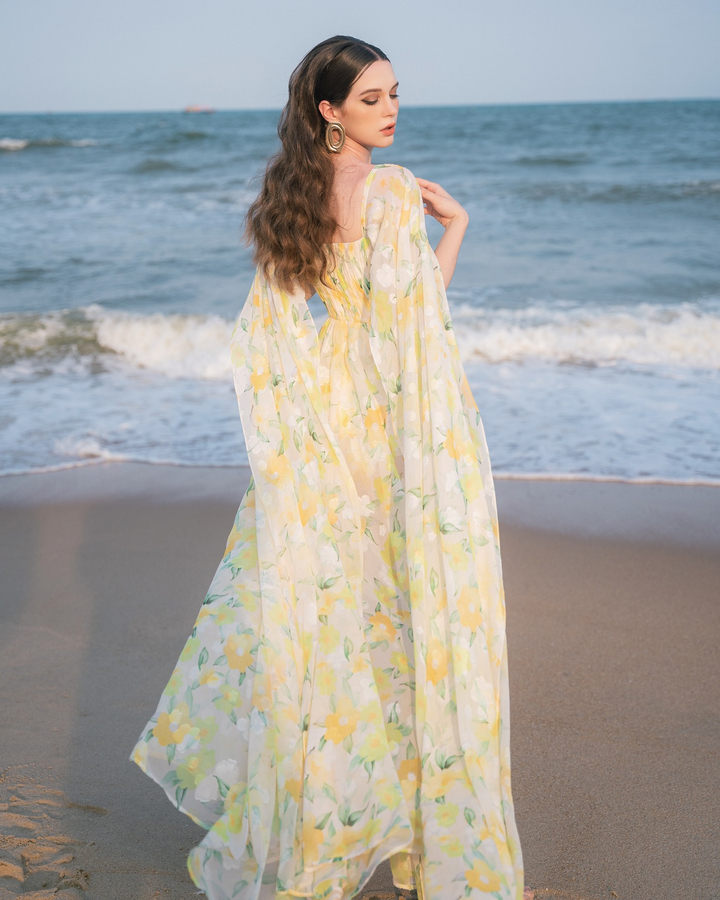 DARLING DIVA Đầm cánh tiên dài xẻ tà Daisy Dress
