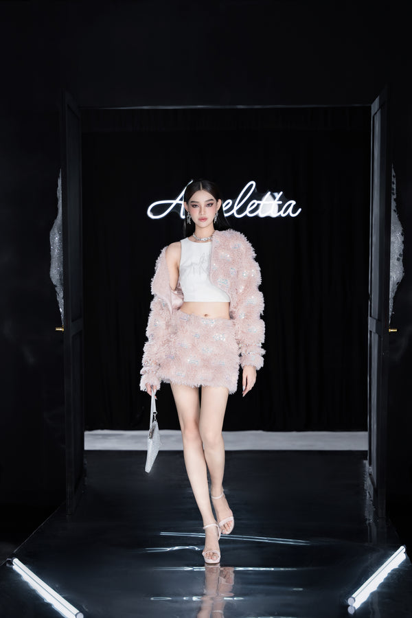 Narci Set - Áo Khoác Lông Crop-Top & Áo Crop-Top Cổ Tròn Đính Đá & Chân Váy Lông Chữ A