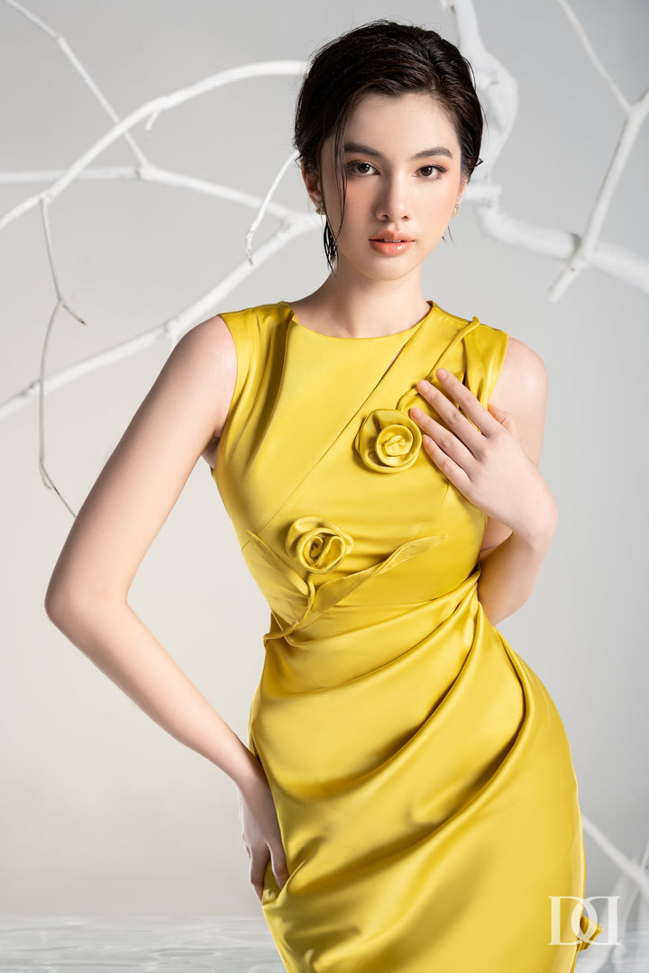 DARLING DIVA VN Đầm Ôm Vạt Xéo Đính Hoa Nổi Melia Dress