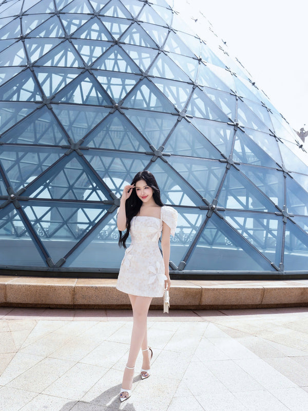 OPHELIA DRESS - ĐẦM DÁNG NGẮN TAY VAI PHỒNG ĐÍNH HOA TINH TẾ