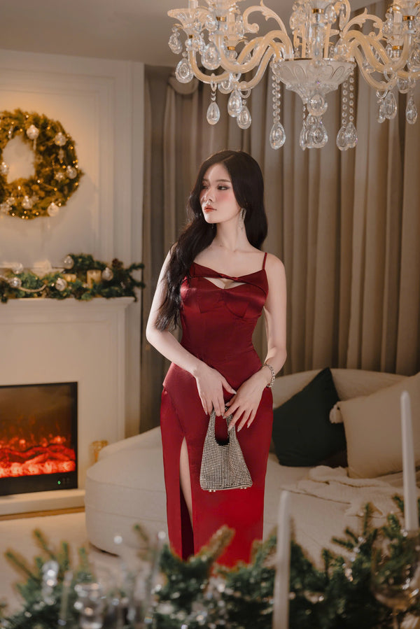 LUCINDA DRESS - ĐẦM 2 DÂY CUT OUT NGỰC XẺ TÀ SANG TRỌNG