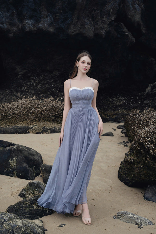 FINNA DRESS – ĐẦM DÀI XẾP LY DÁNG CÔNG CHÚA PHỐI VIỀN NGỰC TRẮNG