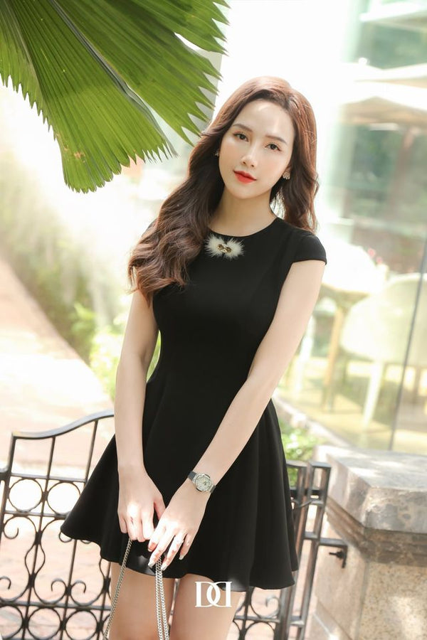 darlingdiva.vn Đầm Tay Ngắn Đen