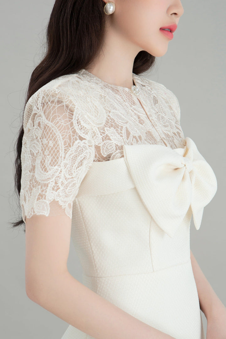 DARLING DIVA Đầm Trắng Tweed Kết Hợp Vải Ren Đứng Form Ashta Dress