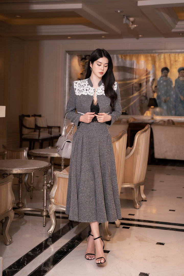 darlingdiva.vn Áo Khoác Dài Tay Dạng Ngắn Ren Ở Cổ &  Chân Váy Dài Xếp Li Jullis Set