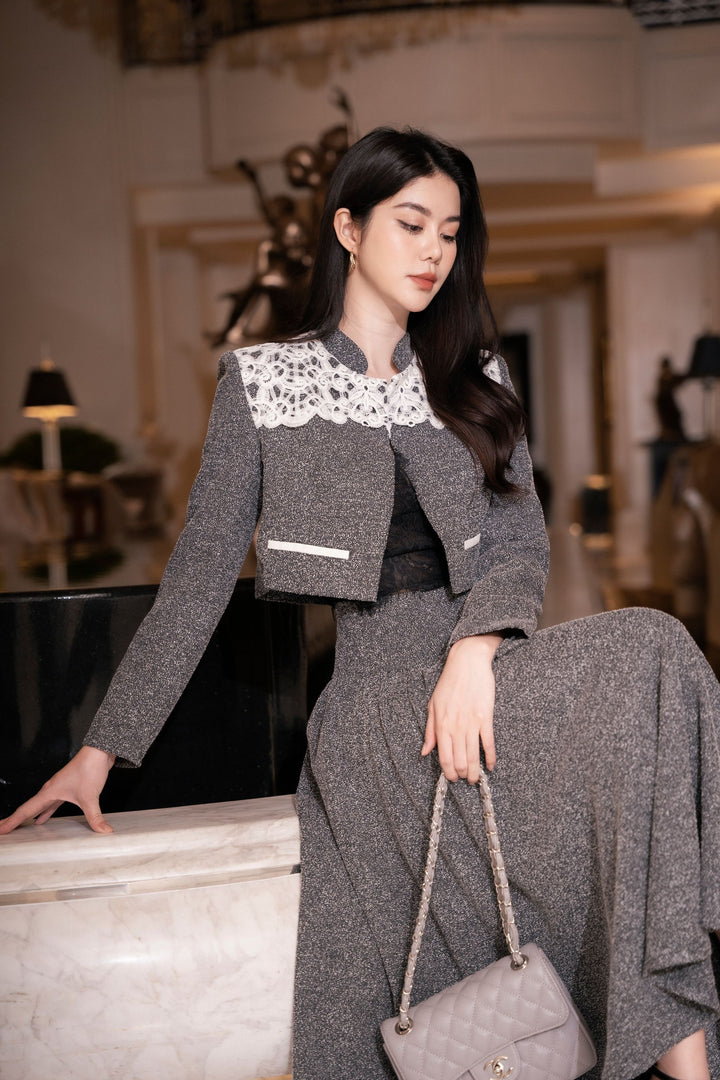 darlingdiva.vn Áo Khoác Dài Tay Dạng Ngắn Ren Ở Cổ &  Chân Váy Dài Xếp Li Jullis Set