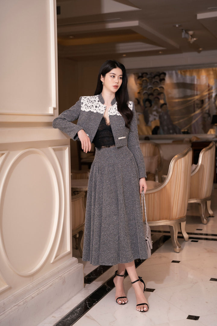 darlingdiva.vn Áo Khoác Dài Tay Dạng Ngắn Ren Ở Cổ &  Chân Váy Dài Xếp Li Jullis Set